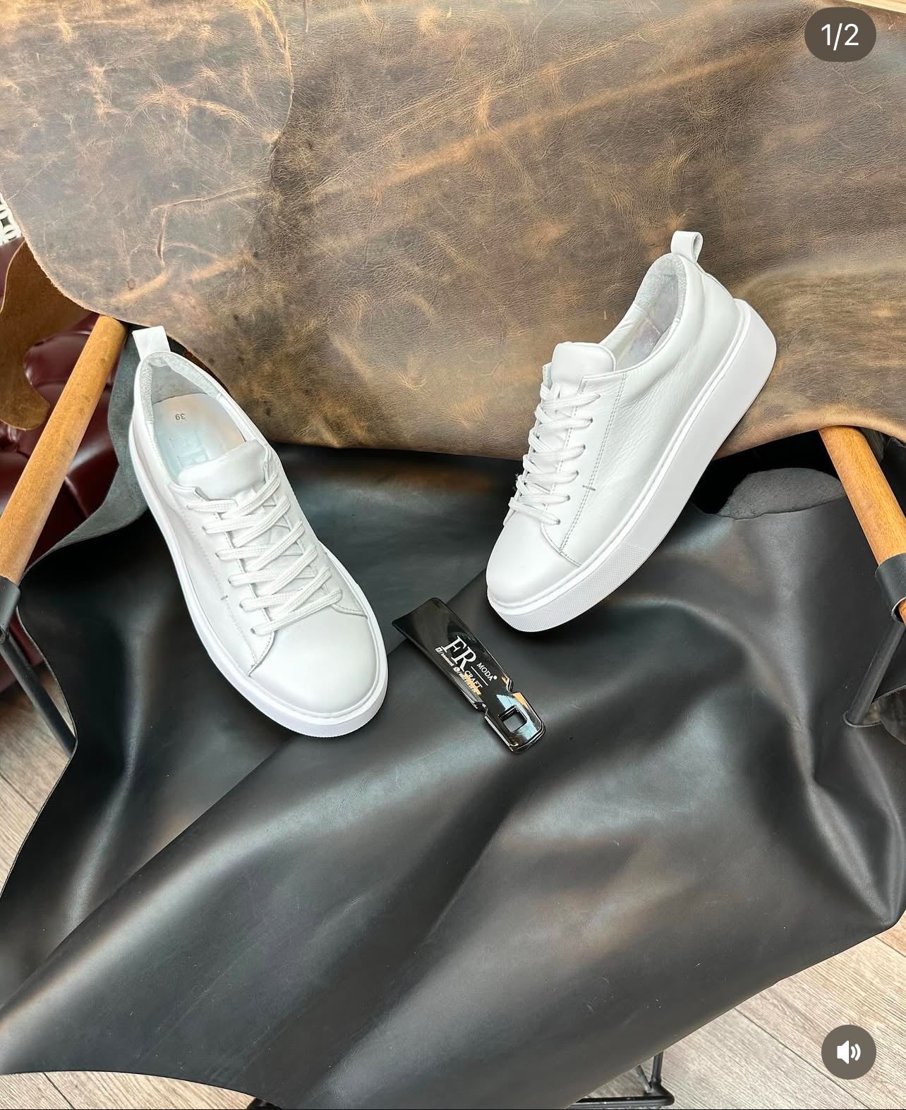 Leather Sneaker- White