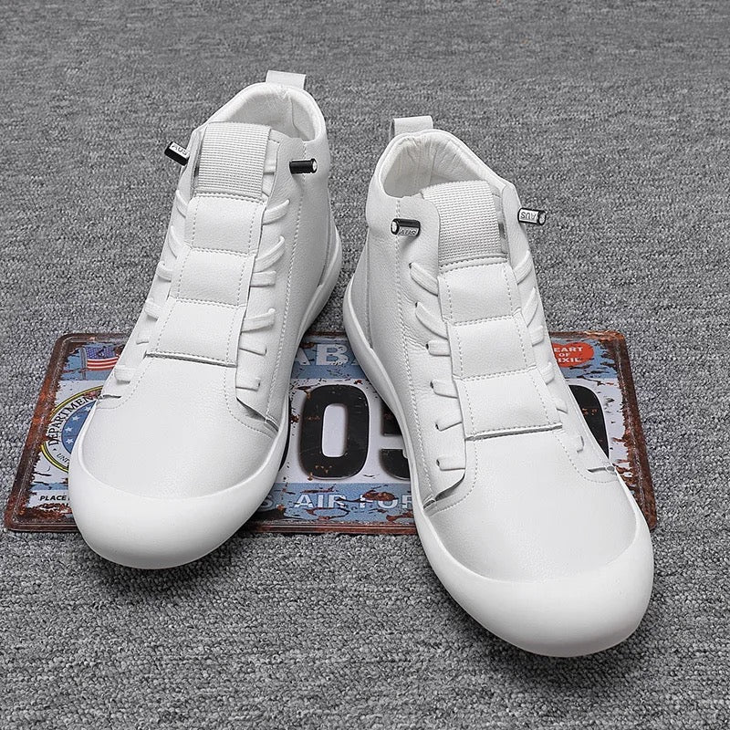 Light Hightop Sneaker- White