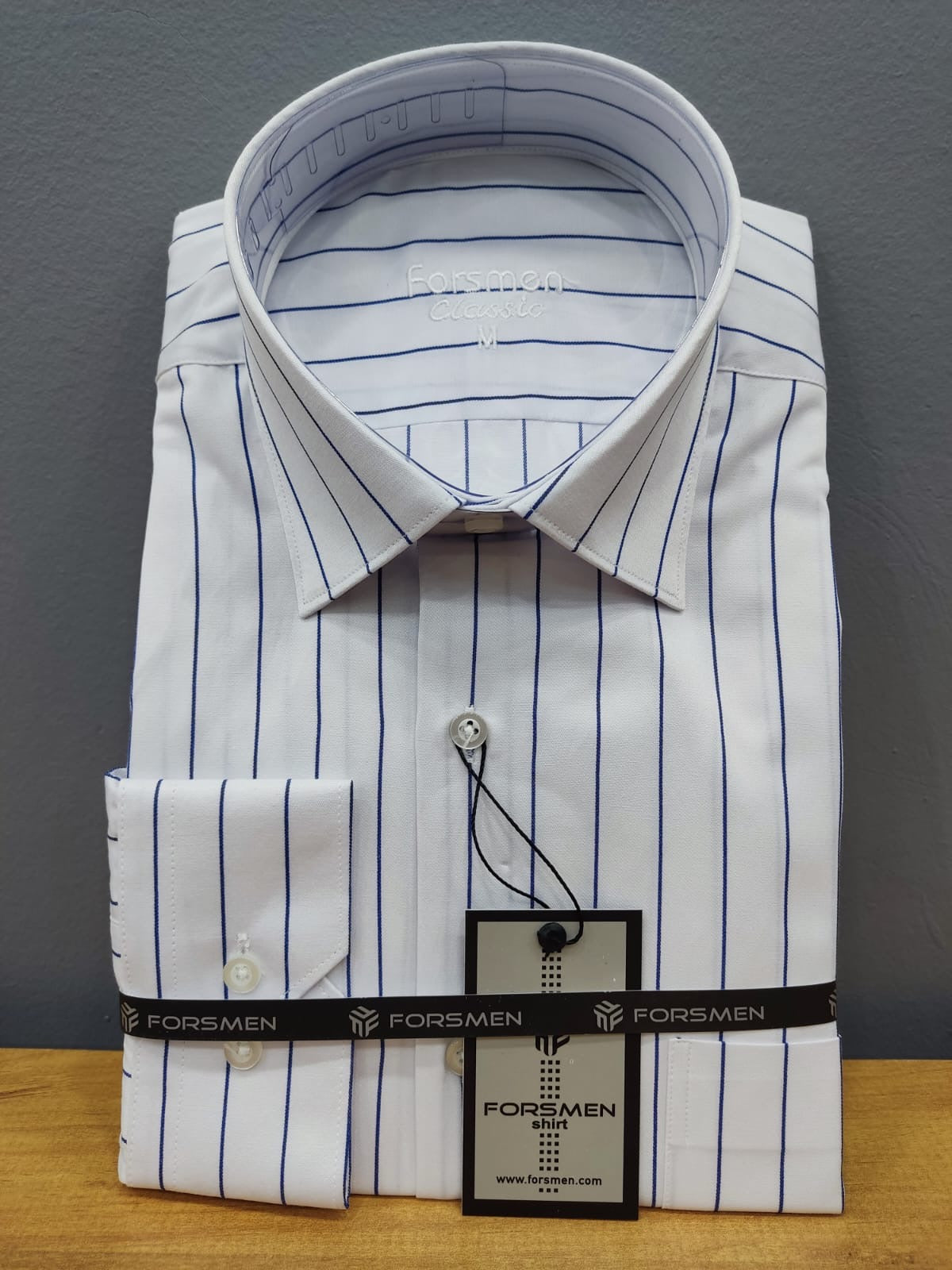Hairline Striped Shirt (Blue)