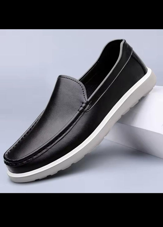 Loafer (Black)