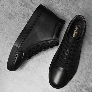 UrbanVIBE Mid-Top Sneaker
